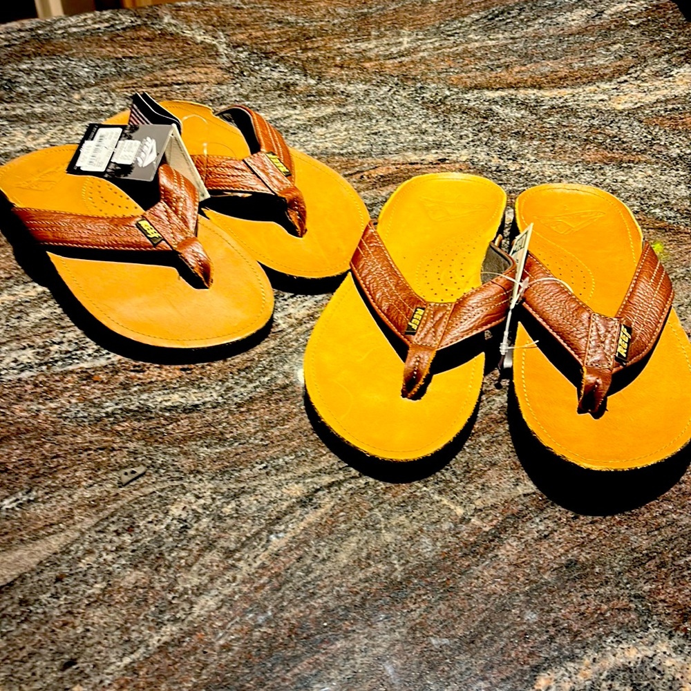 Reef leather sandal